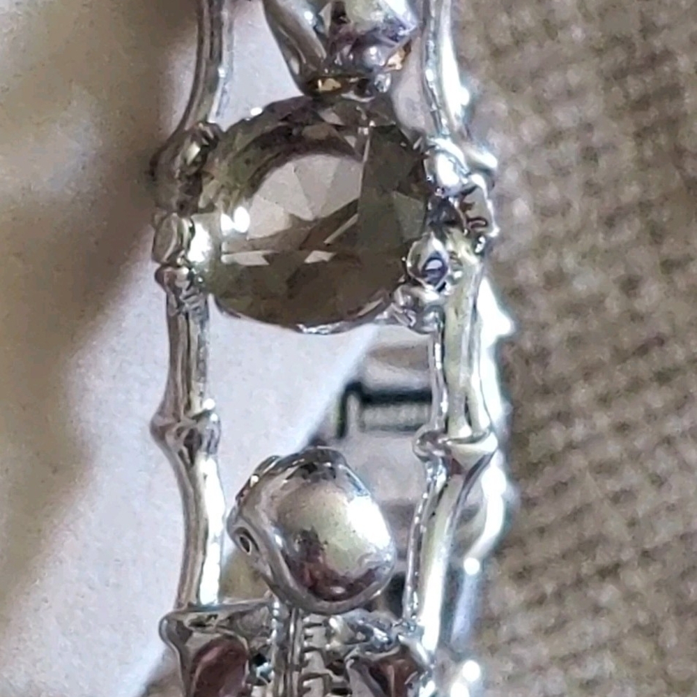 Alexander McQueen (Made In Italy)  Silver Skeleton Bracelet with Center Stone - Picture 5 of 5